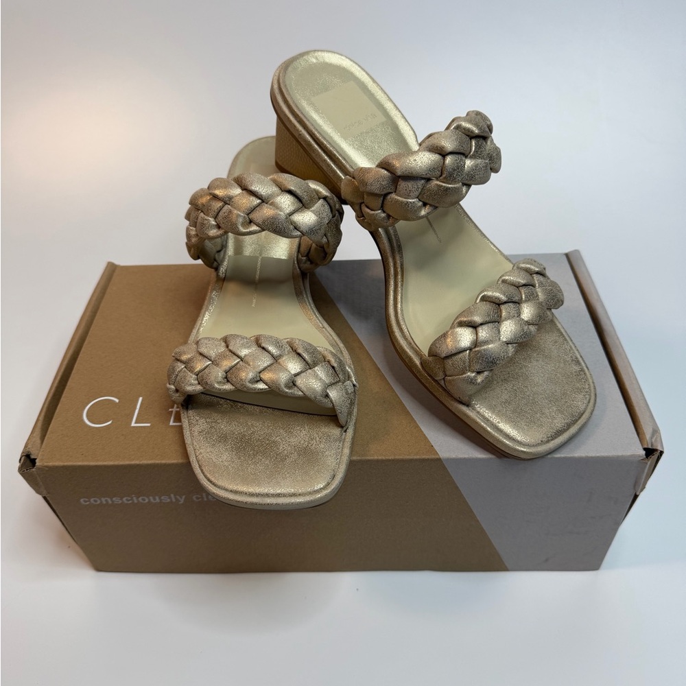 Dolce Vita Ronin Braided Sandal in Light Gold Stella color - size 7- New in Box